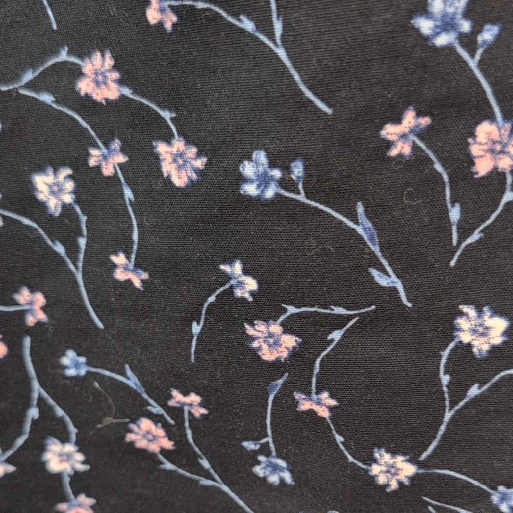 Floral Black Skirt Liz Claiborne Size 6 Pencil Skirt - Picture 4 of 4